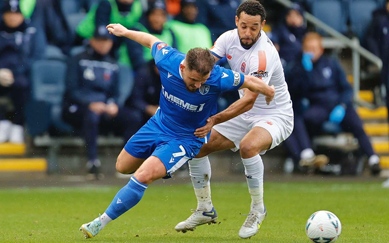 Soi keo Gillingham vs Fylde