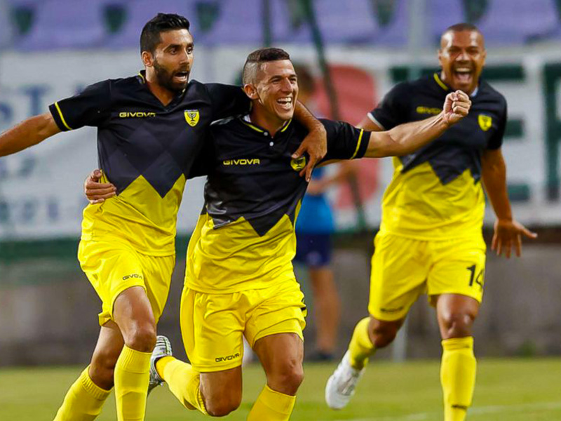 Soi kèo Beitar Jerusalem vs Maccabi Petah Tikva lúc 0h45 ngày 1/1/2024