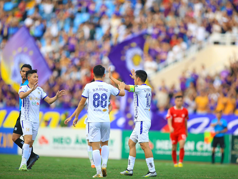Soi kèo Viettel vs Hà Nội lúc 19h15 ngày 17/12/2023