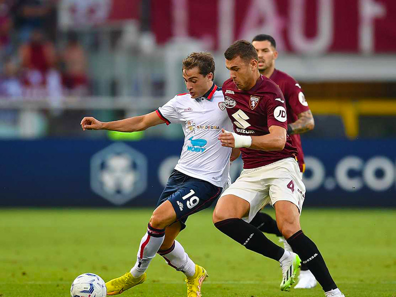Soi kèo Cagliari vs Torino lúc 2h45 ngày 27/1/2024