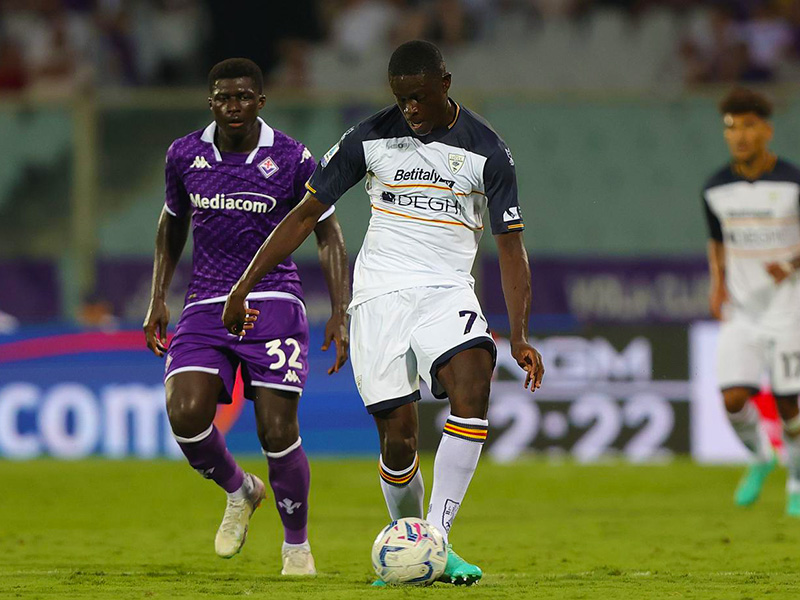 Soi kèo Lecce vs Fiorentina lúc 2h45 ngày 3/2/2024