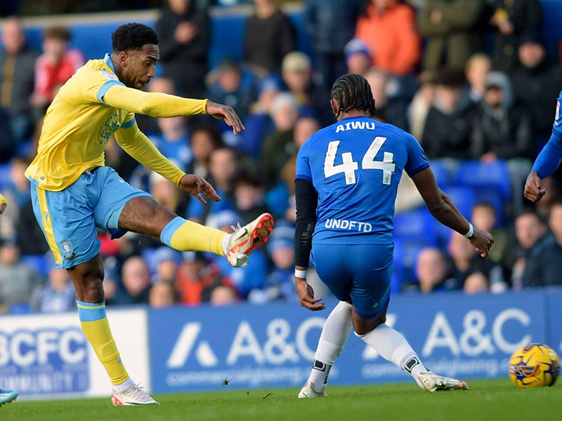 Soi kèo Sheffield Wed vs Birmingham lúc 3h00 ngày 10/2/2024