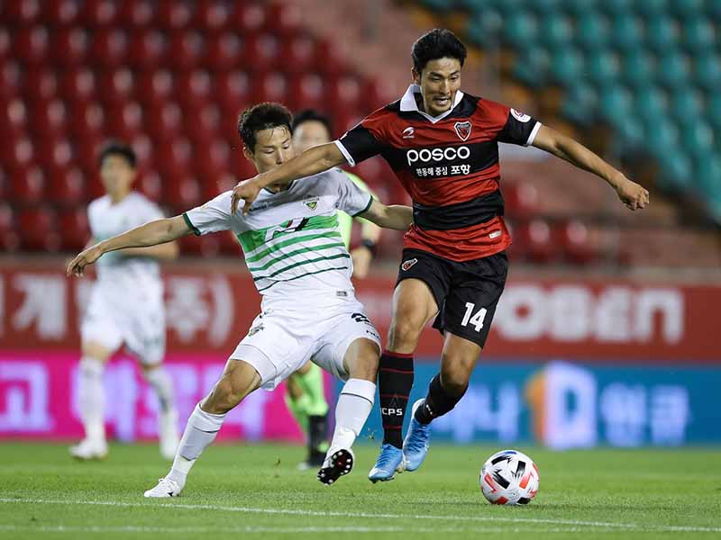 Soi kèo Pohang Steelers vs Jeonbuk lúc 17h00 ngày 20/2/2024