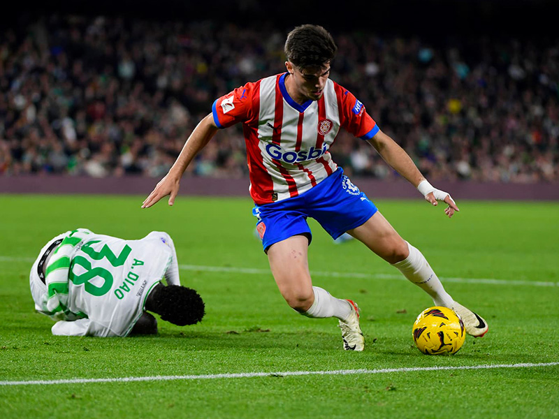 Soi kèo Girona vs Betis lúc 21h15 ngày 31/3/2024