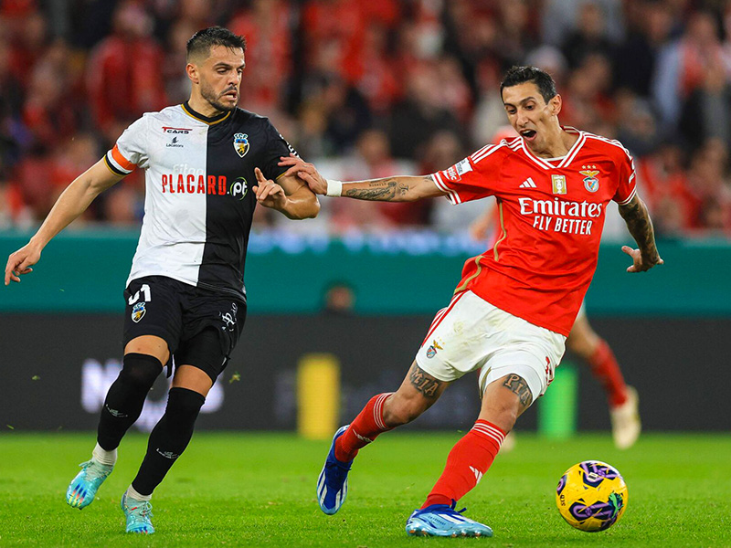 Soi kèo Farense vs Benfica lúc 2h15 ngày 23/4/2024