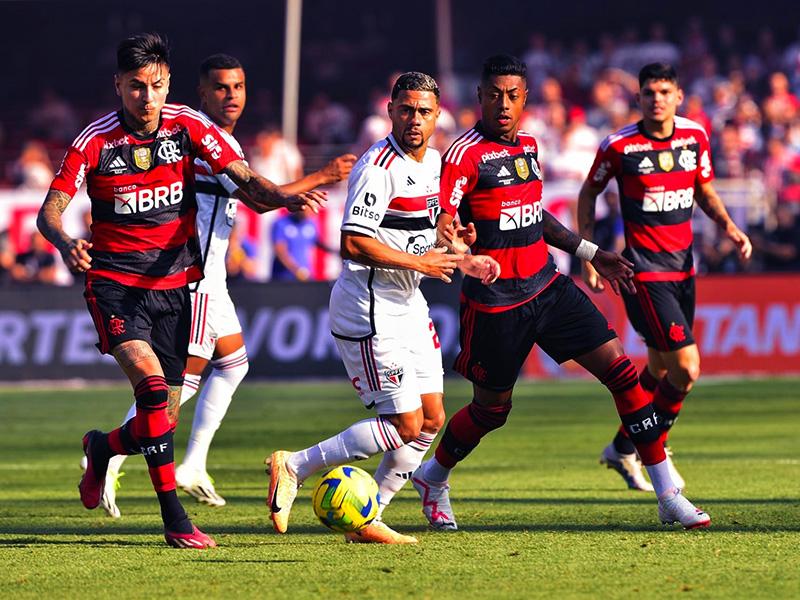 Soi kèo Flamengo vs Sao Paulo lúc 7h30 ngày 18/4/2024