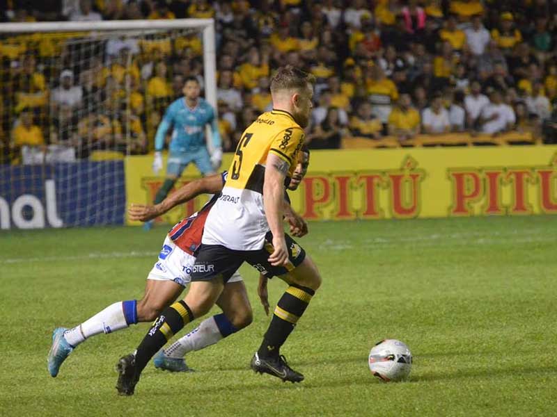 Soi kèo Bahia vs Criciuma lúc 5h00 ngày 1/5/2024