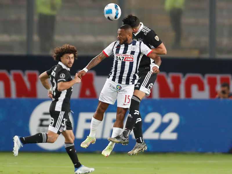 Soi kèo Colo Colo vs Alianza Lima lúc 7h30 ngày 24/4/2024