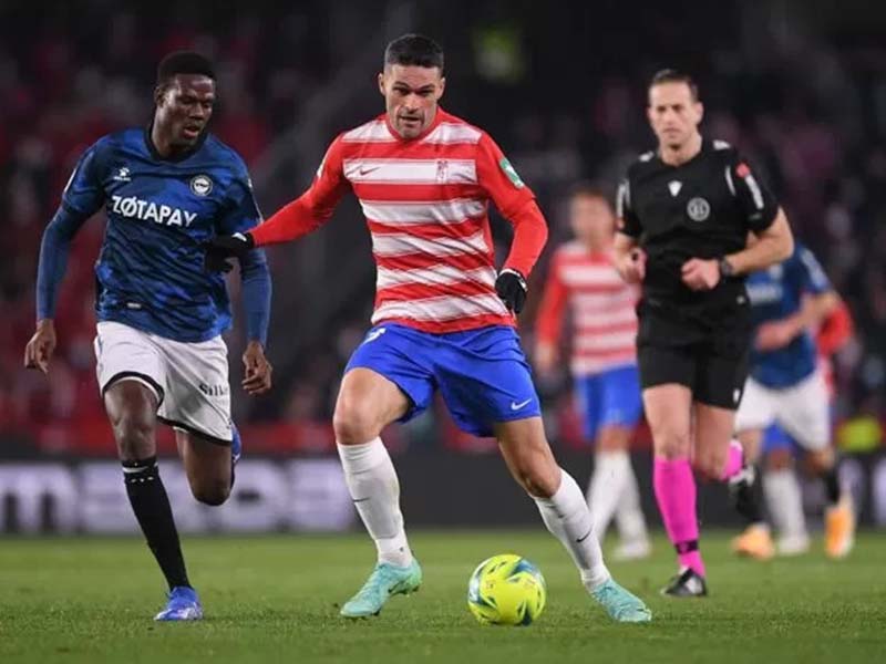 Soi kèo Granada vs Alaves lúc 21h15 ngày 14/4/2024