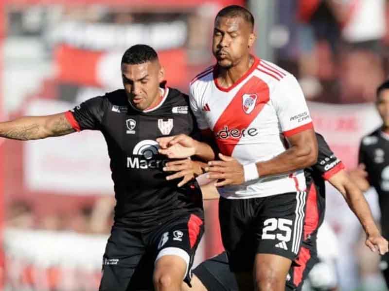 Soi kèo Instituto vs River Plate lúc 06h00 ngày 16/4/2024