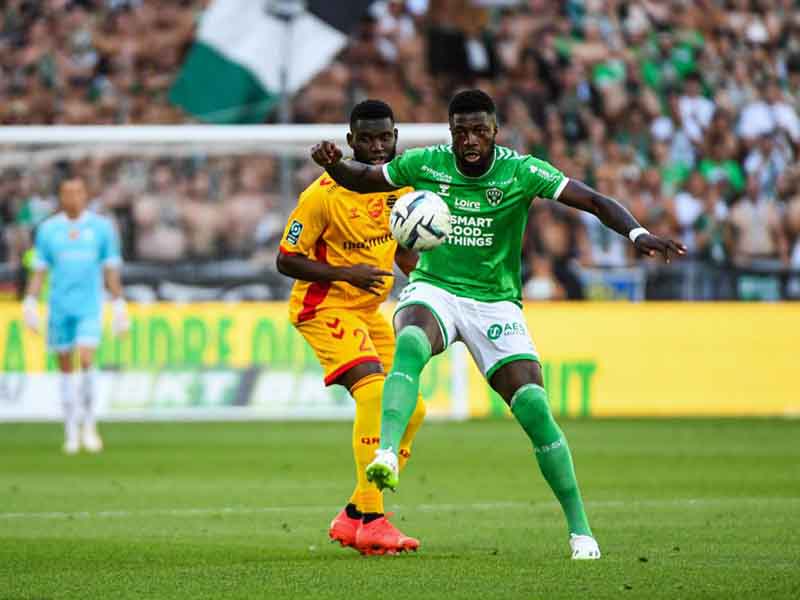 Soi kèo Quevilly Rouen vs Saint Etienne lúc 1h45 ngày 18/5/2024