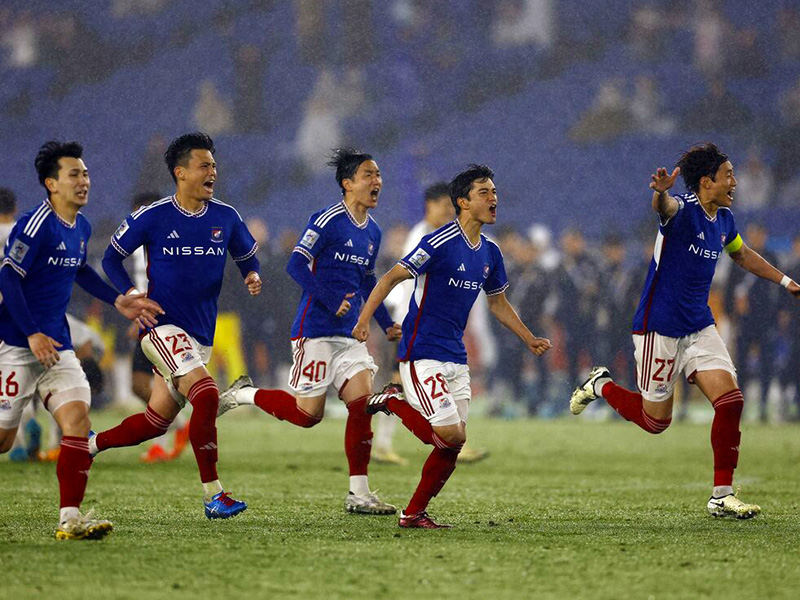 Soi kèo Consadole Sapporo vs Yokohama Marinos lúc 12h00 ngày 23/6/2024