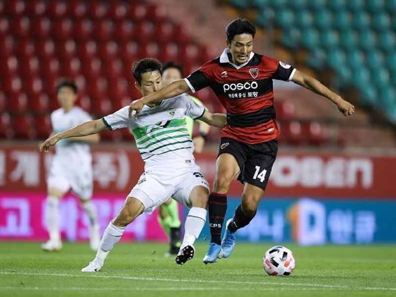 Soi kèo Jeonbuk vs Pohang Steelers lúc 17h30 ngày 26/6/2024