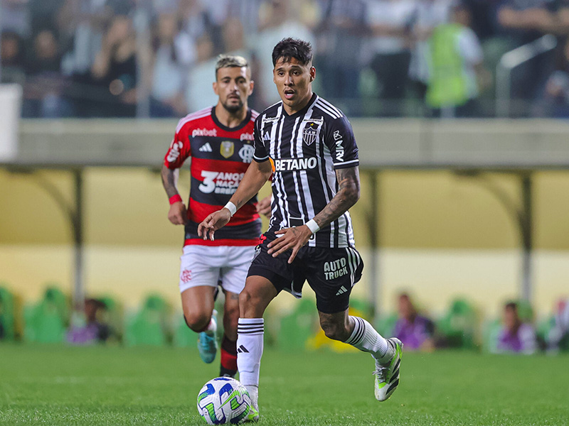 Soi kèo Atletico Mineiro vs Flamengo lúc 7h30 ngày 4/7/2024