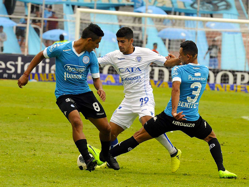 Soi kèo Belgrano vs Godoy Cruz lúc 7h00 ngày 30/7/2024