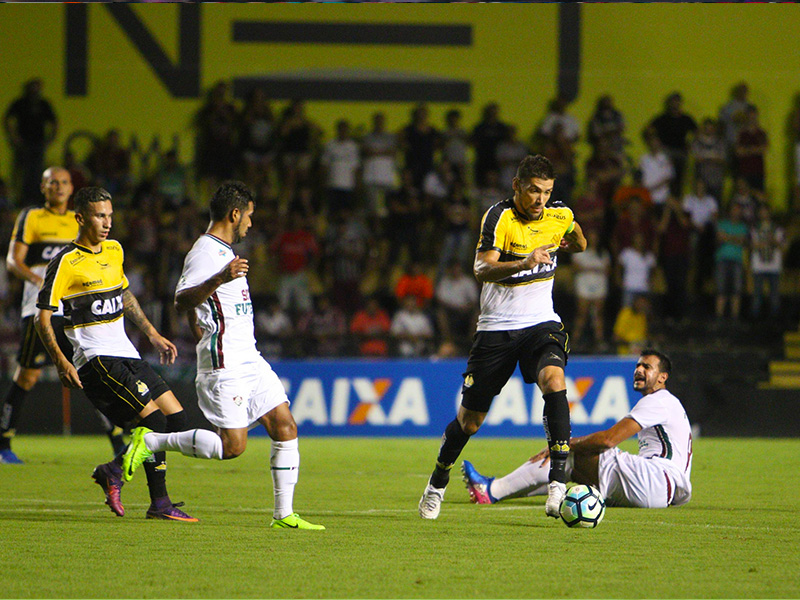 Soi kèo Criciuma vs Fluminense lúc 6h00 ngày 12/7/2024