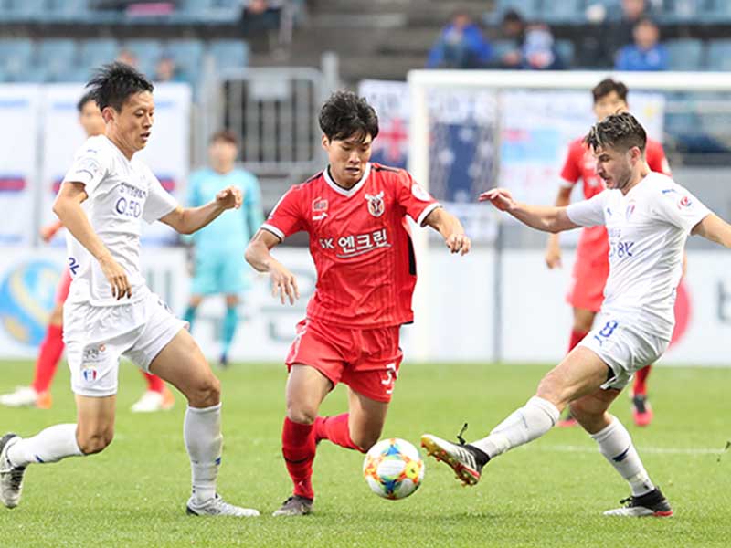 Soi kèo Jeju vs Seoul lúc 17h00 ngày 6/7/2024