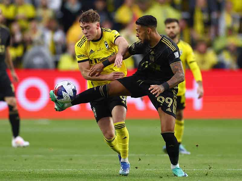 Soi kèo Los Angeles vs Columbus Crew lúc 9h30 ngày 14/7/2024