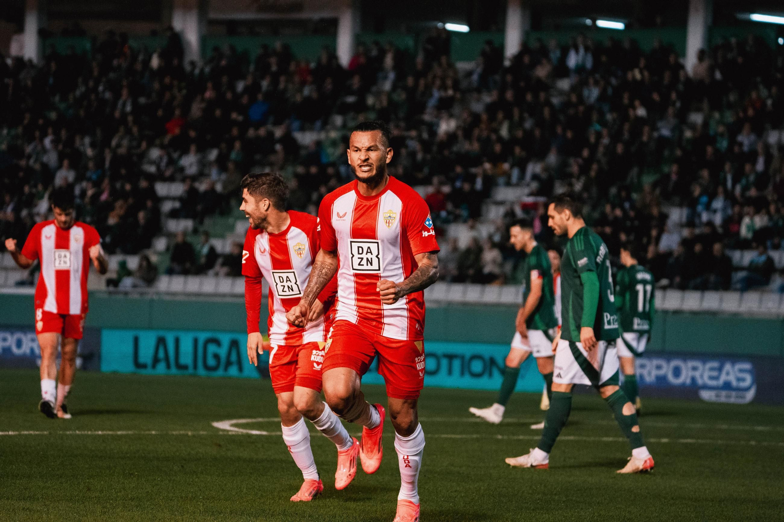 Soi kèo Almeria vs Racing Ferrol ngày 29/4