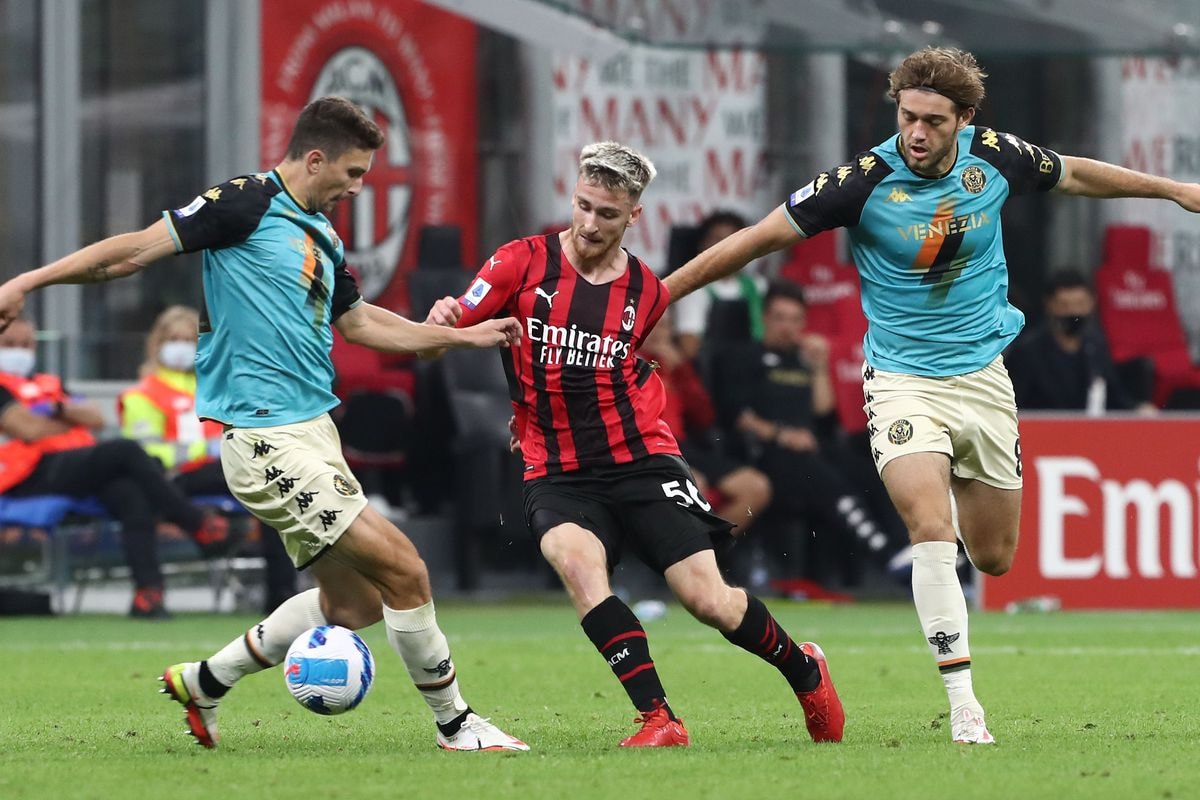 Soi kèo Venezia vs AC Milan ngày 27/4