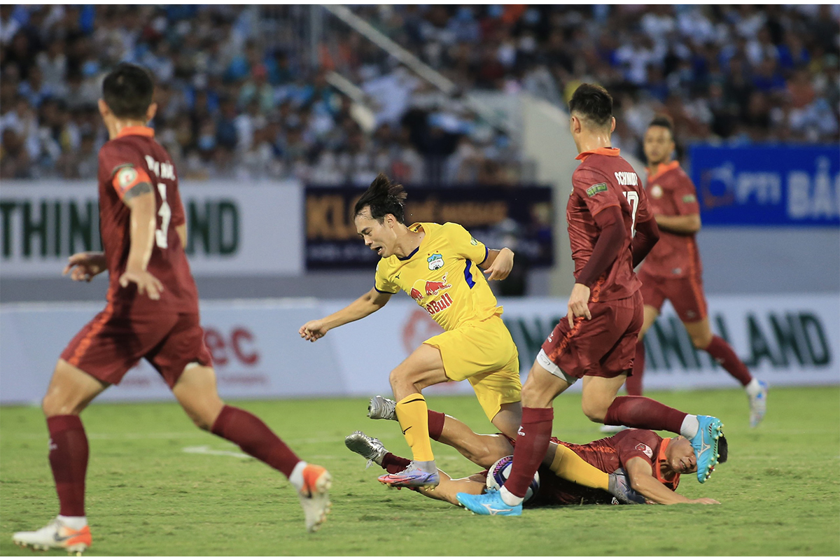 Soi kèo Bình Định vs HAGL