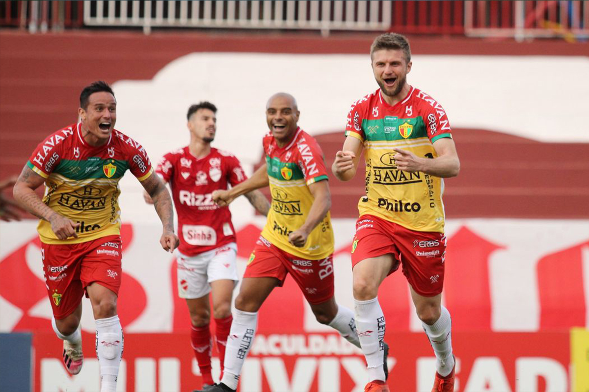 Soi keo Paranaense vs Brusque