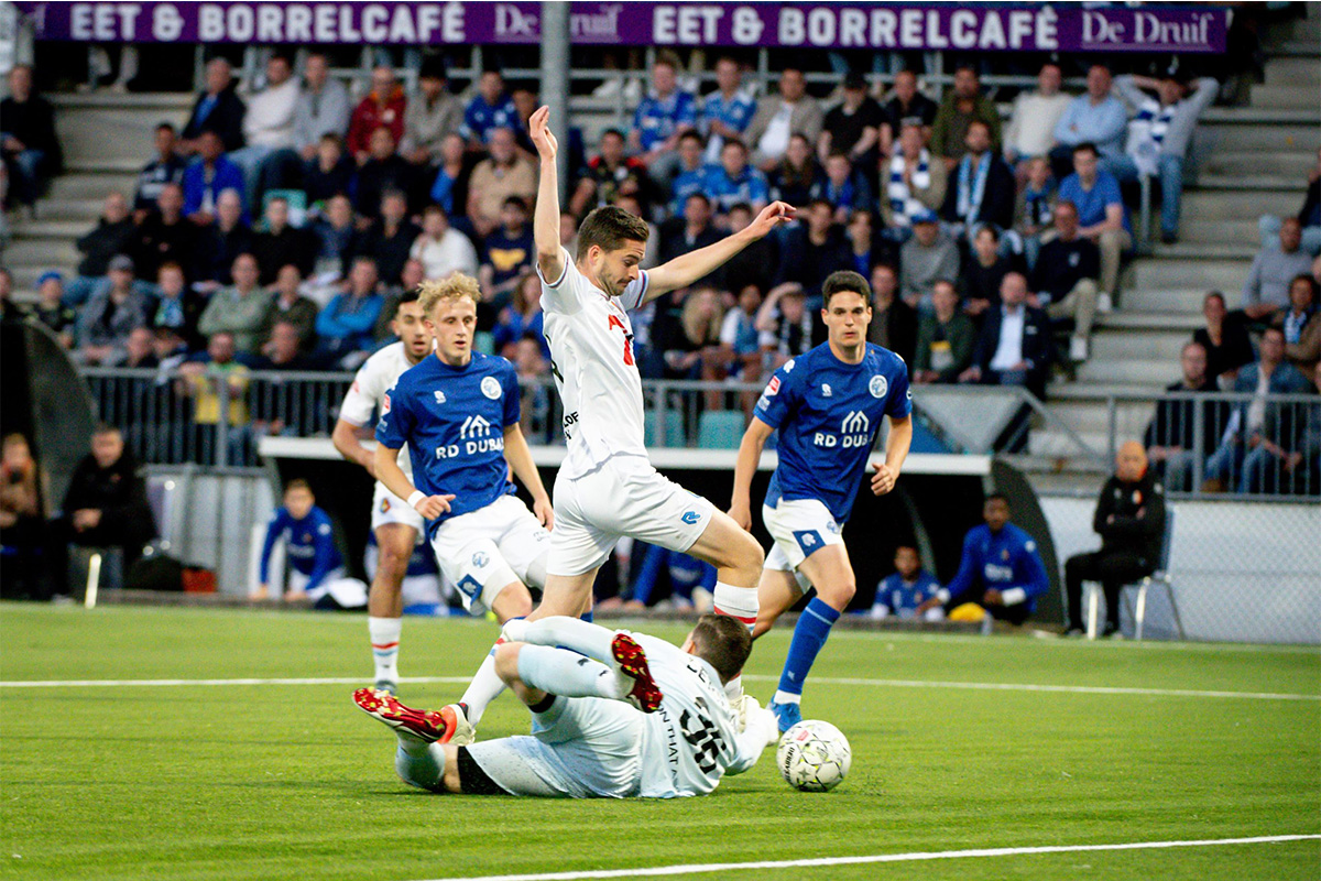 Soi keo Telstar vs Den Bosch