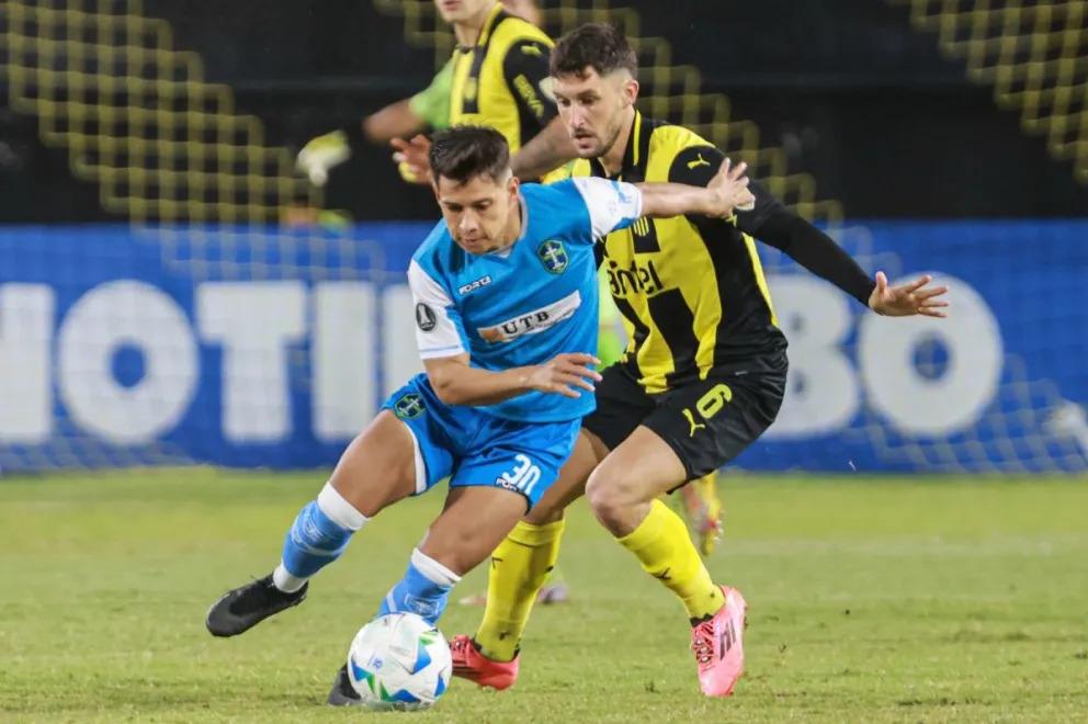Soi kèo San Antonio vs Penarol ngày 7/5