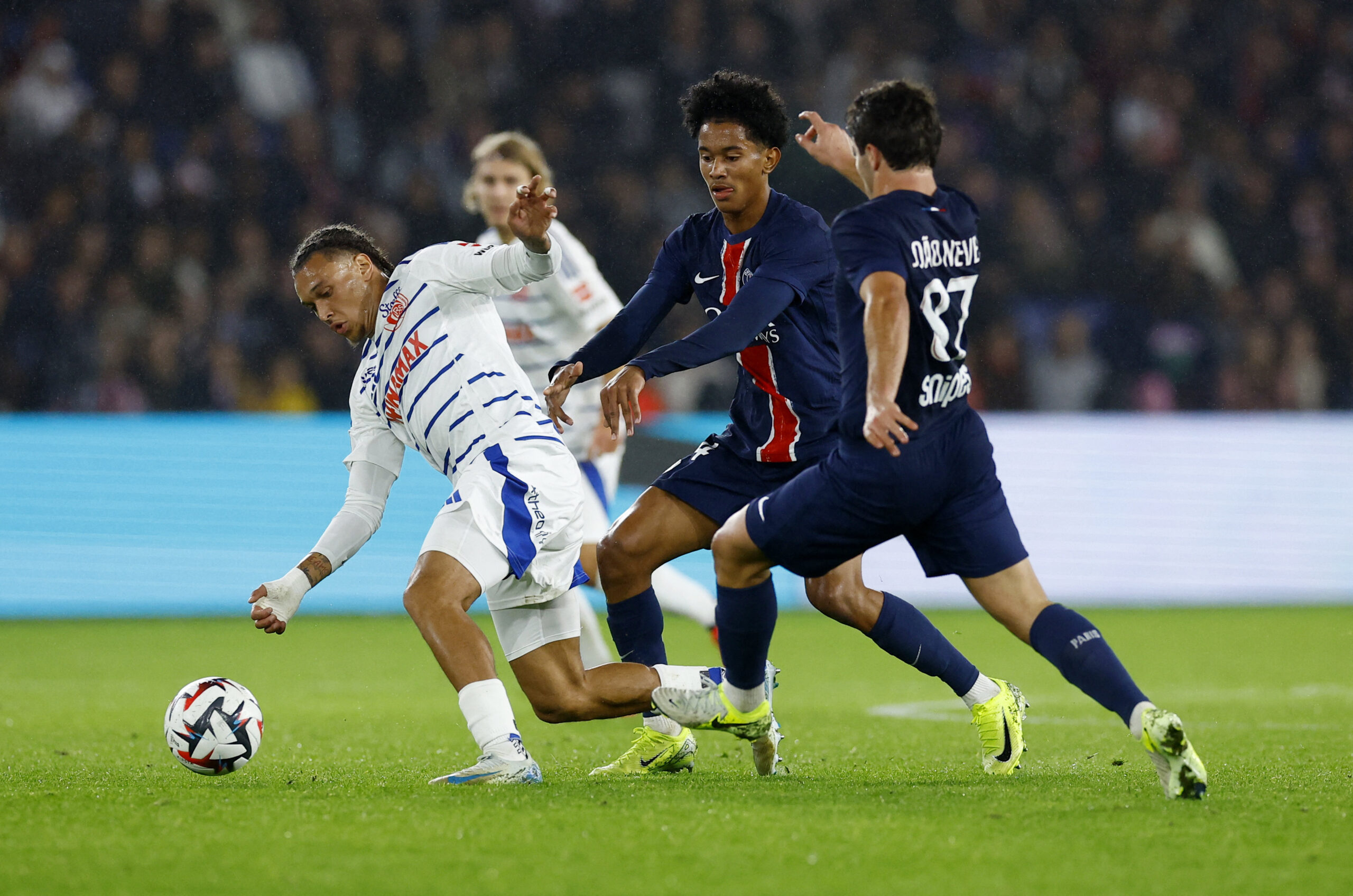 Soi kèo Strasbourg vs PSG ngày 3/5