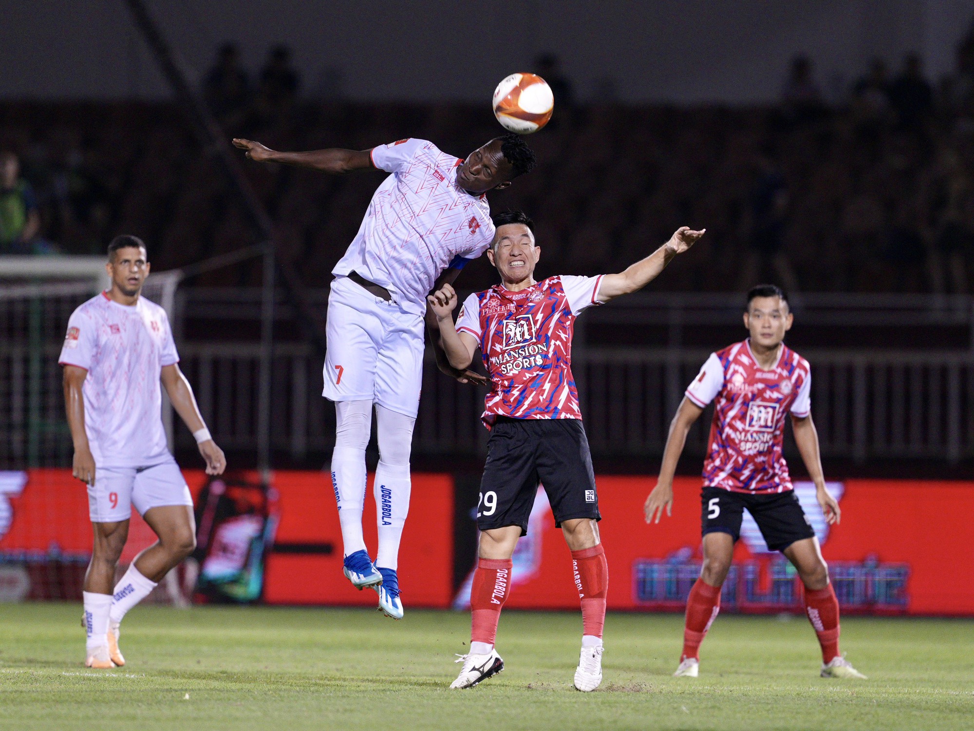 Soi kèo TP HCM vs Hải Phòng ngày 9/5