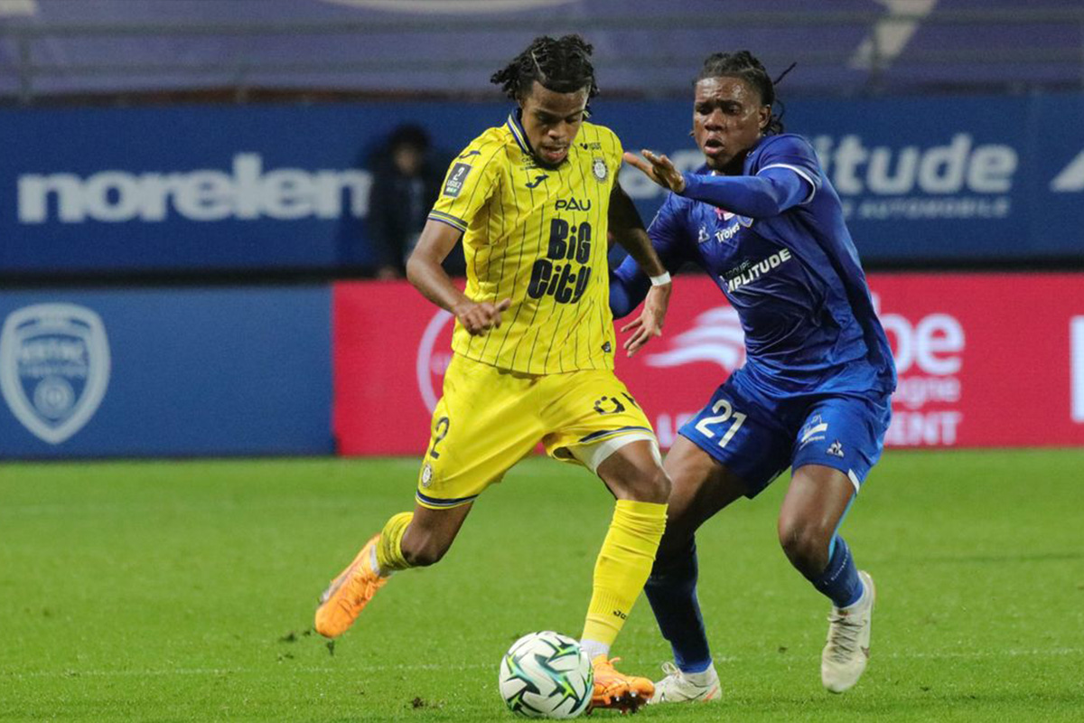 Soi keo Pau vs Troyes