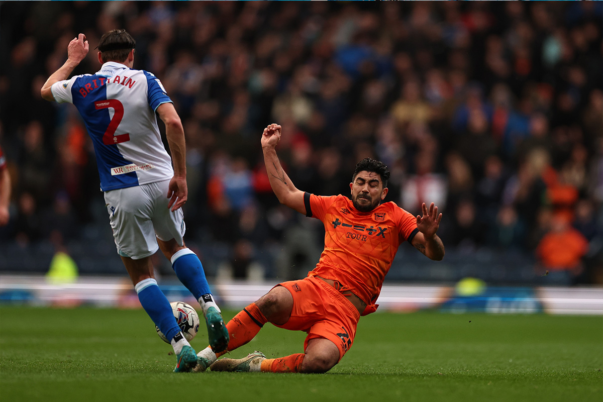 Soi keo Blackburn vs Ipswich