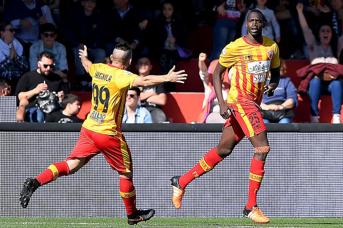 Soi keo Benevento vs Crotone