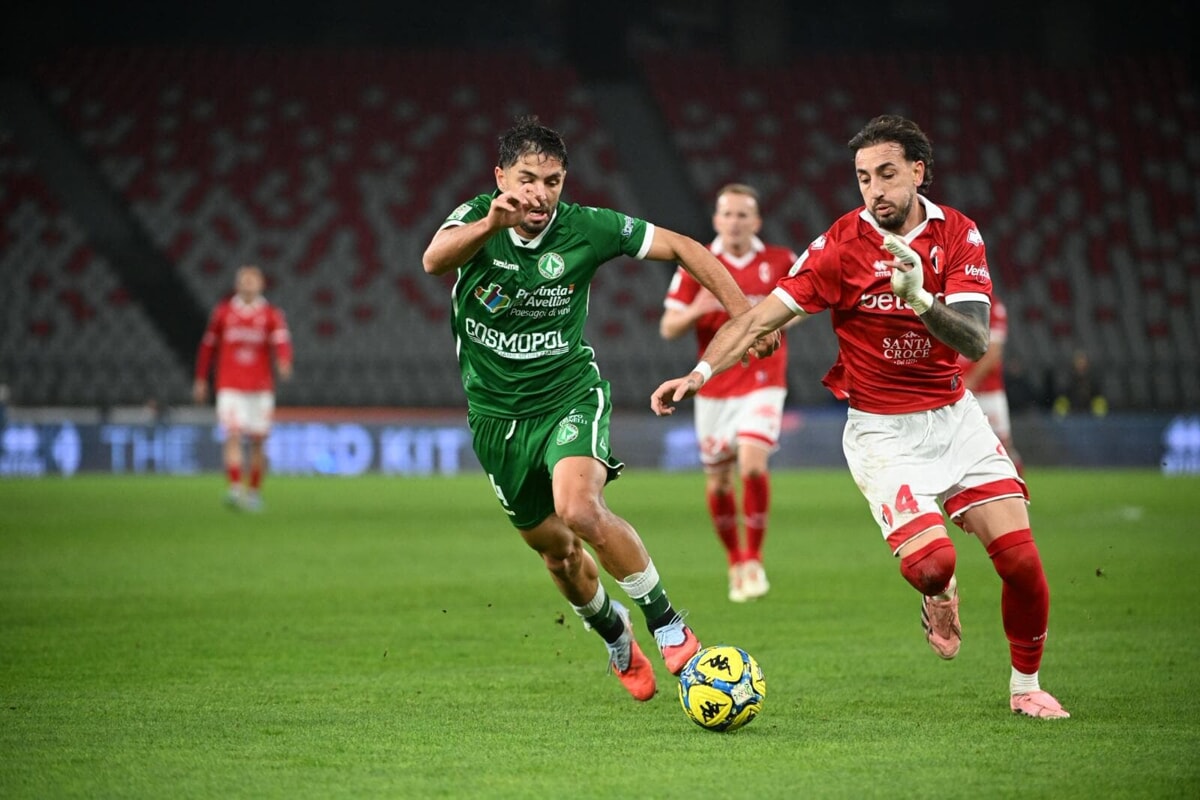 Soi kèo Avellino vs Bari