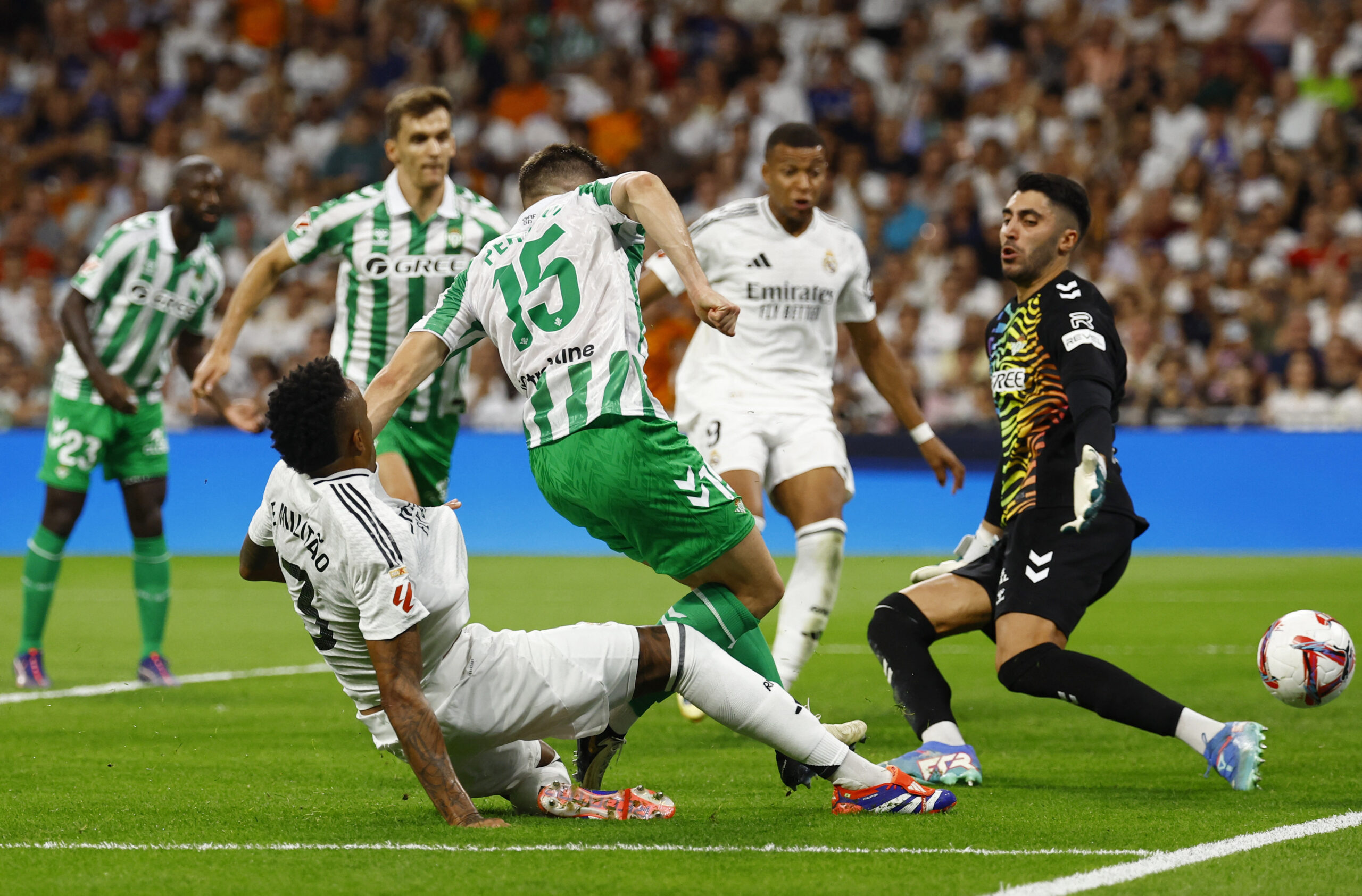 Soi kèo Betis vs Real Madrid