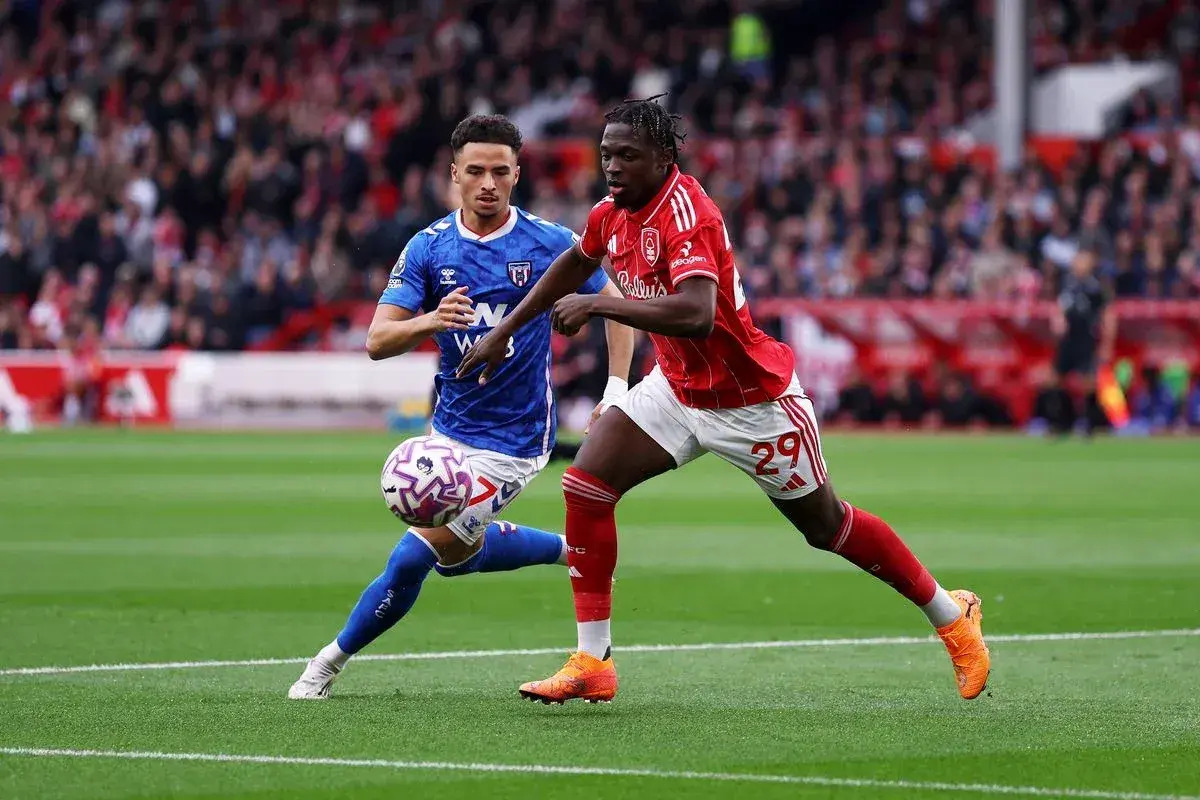 Soi kèo Sunderland vs Nottingham Forest