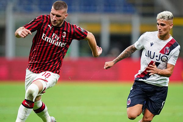 Soi kèo Milan vs Bologna lúc 1h45 ngày 5/4/2022