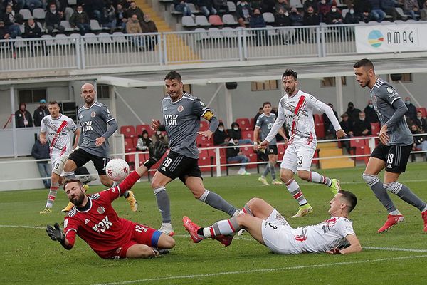 Soi kèo Cremonese vs Alessandria lúc 0h00 ngày 6/4/2022